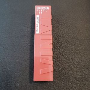 ❌️SOLD 🔥$5 ADD ON - MAYBELLINE Vinyl Ink Lipstick- PEACHY